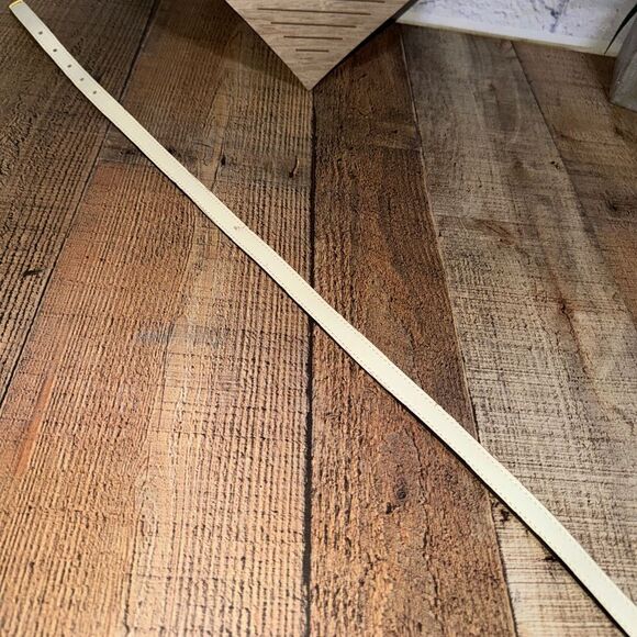 Streets ahead cream colored skinny thin belt L - Picture 6 of 13